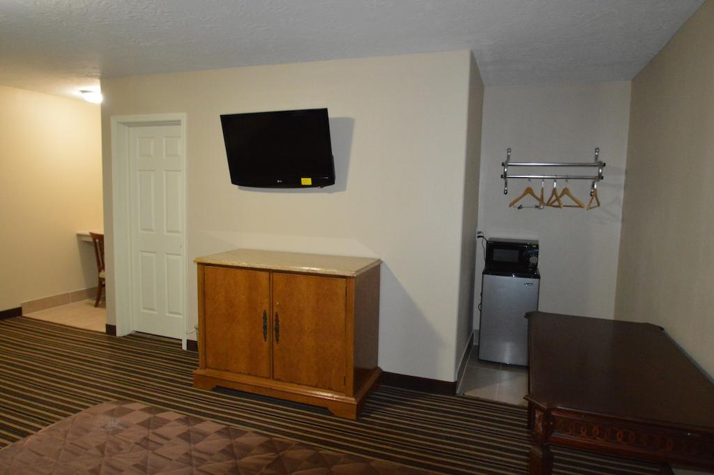 Executive Inn Snyder ภายนอก รูปภาพ