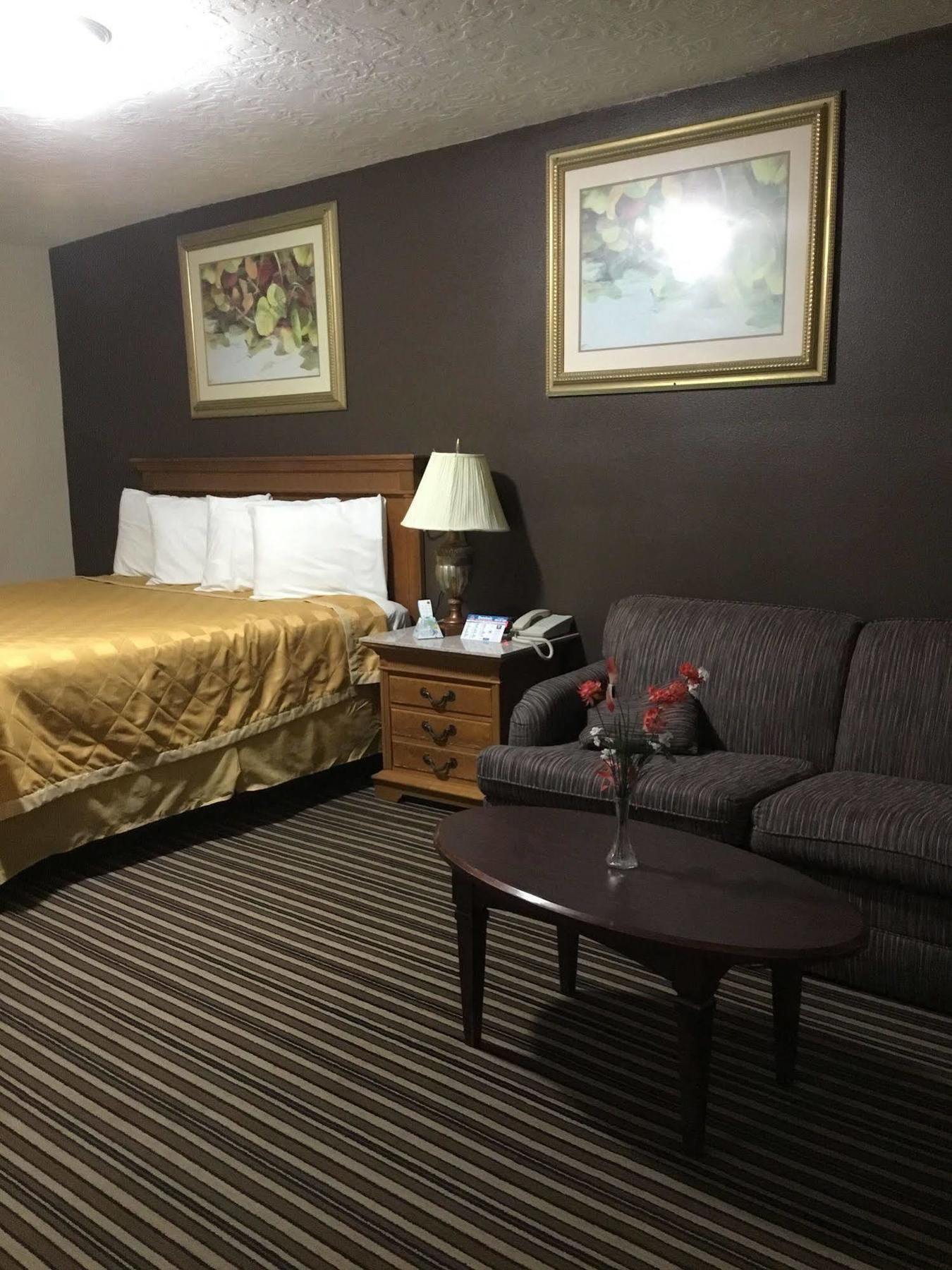 Executive Inn Snyder ภายนอก รูปภาพ