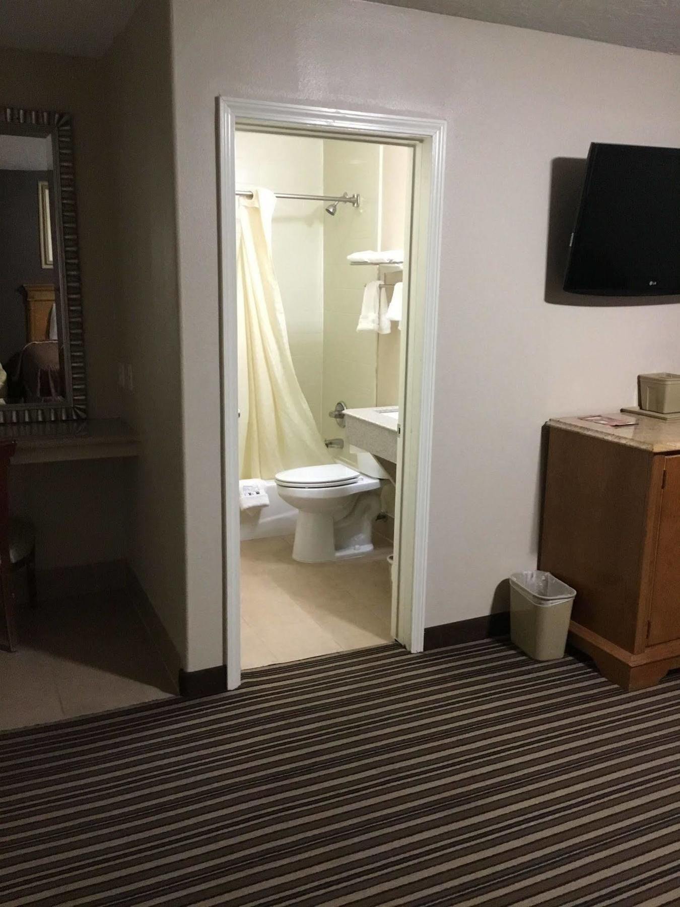 Executive Inn Snyder ภายนอก รูปภาพ